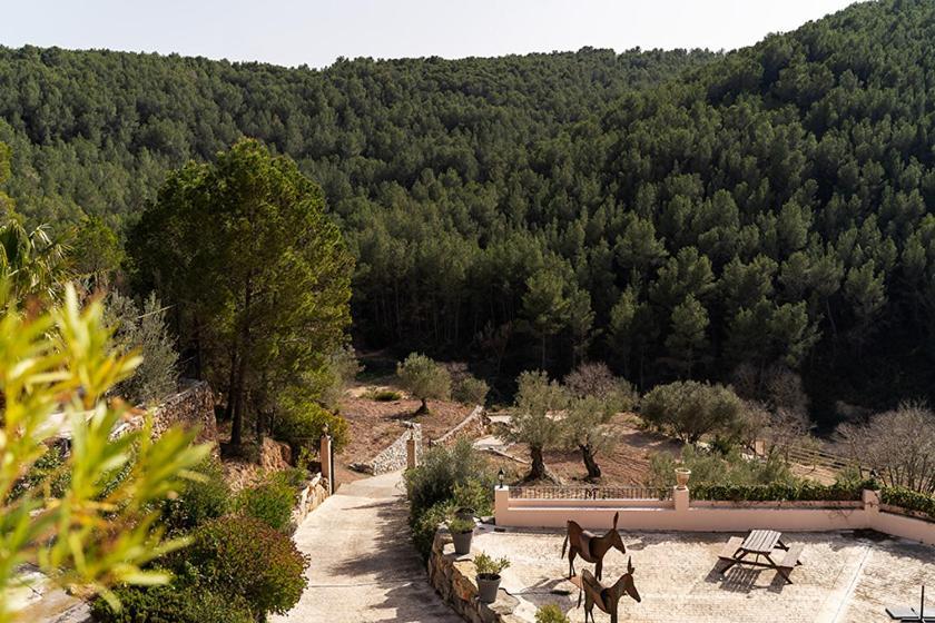 Masia De Matuta Vall de Almonacid Luaran gambar